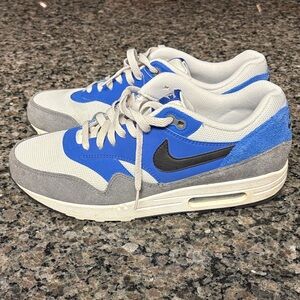 Nike Air Max Blue and Gray mens size 11 Athletic Shoes sneakers